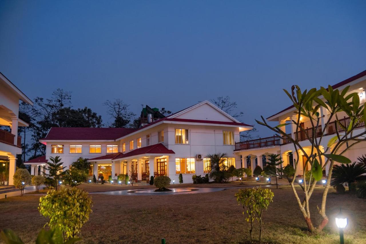 Hotel Earth Light Sauraha Chitwan Exterior foto