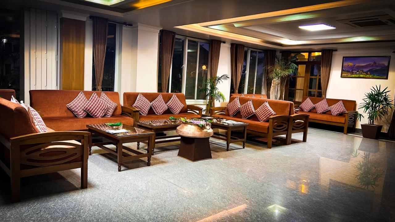 Hotel Earth Light Sauraha Chitwan Exterior foto